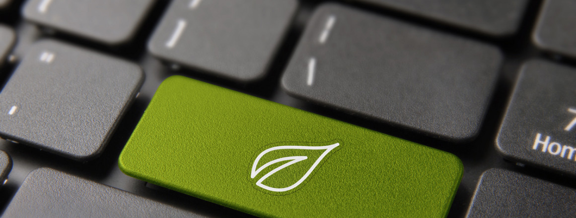 Grünes Rechenzentrum: Tastatur mit grüner Taste