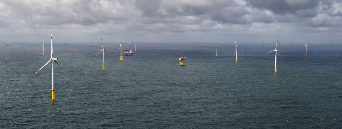 Offshore-Windstrom Windkraftanlage im Meer von Ørsted